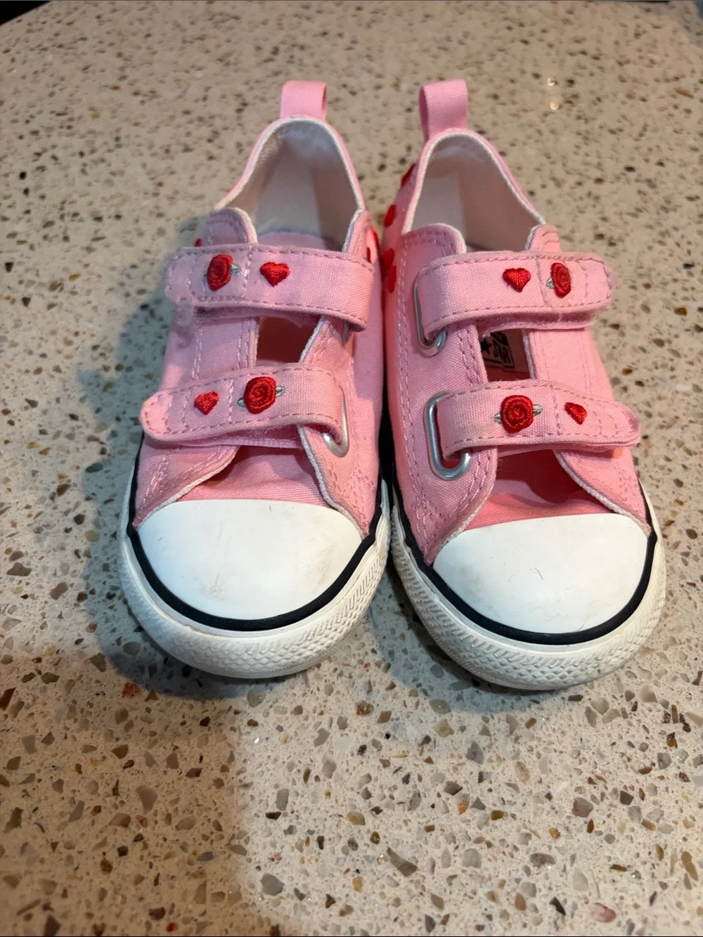 Kids' Chuck Taylor® All Star® Valentine's Day 2V Sneaker Size 9